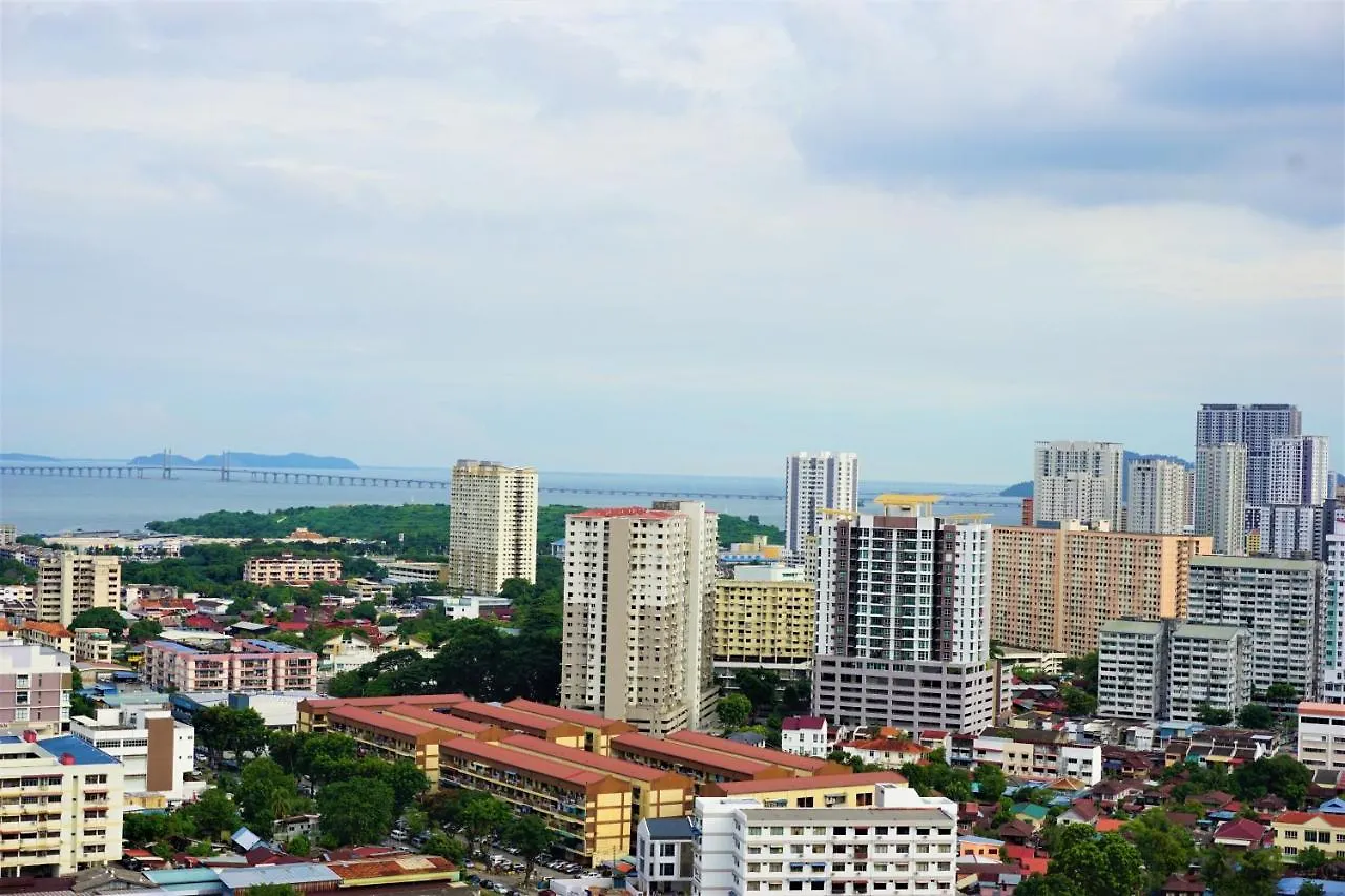 Beacon Executive Suite By Staycation Homestay George Town Apartment