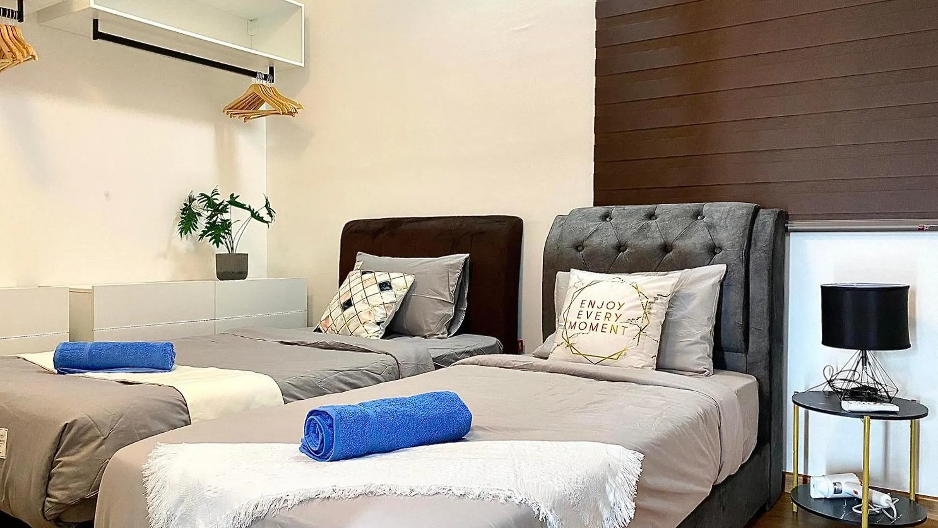 Beacon Executive Suite By Staycation Homestay George Town Apartment