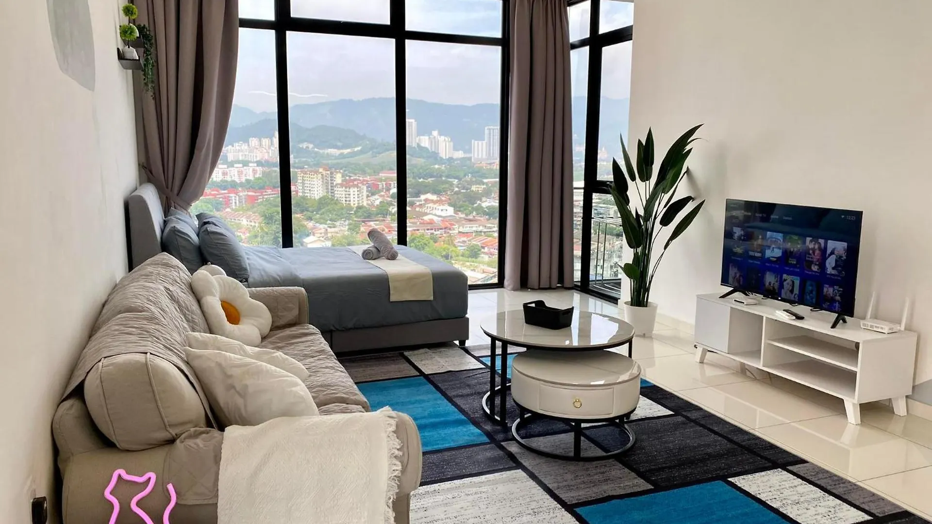 Beacon Executive Suite By Staycation Homestay George Town 0*,