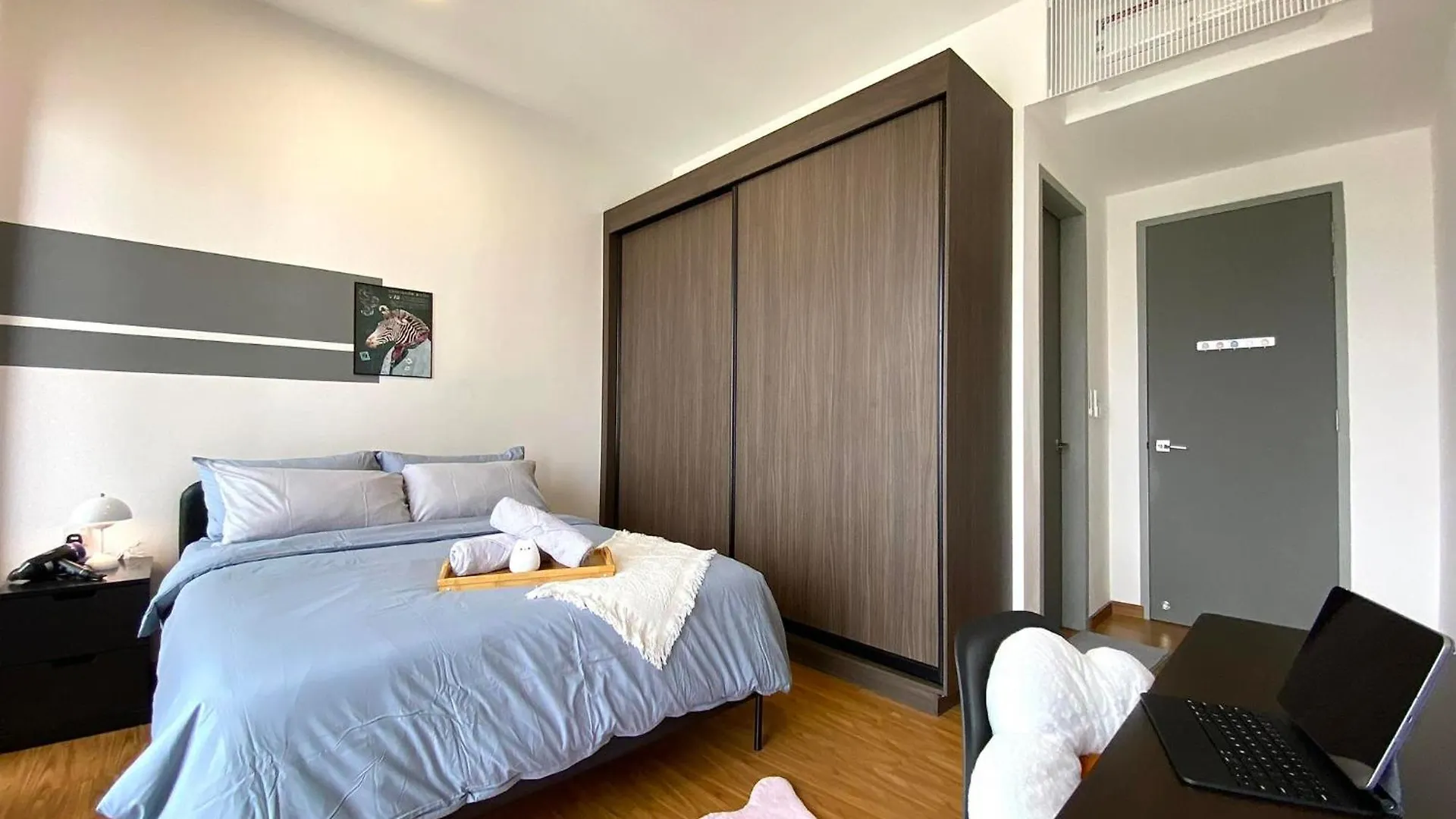 Beacon Executive Suite By Staycation Homestay George Town Apartment