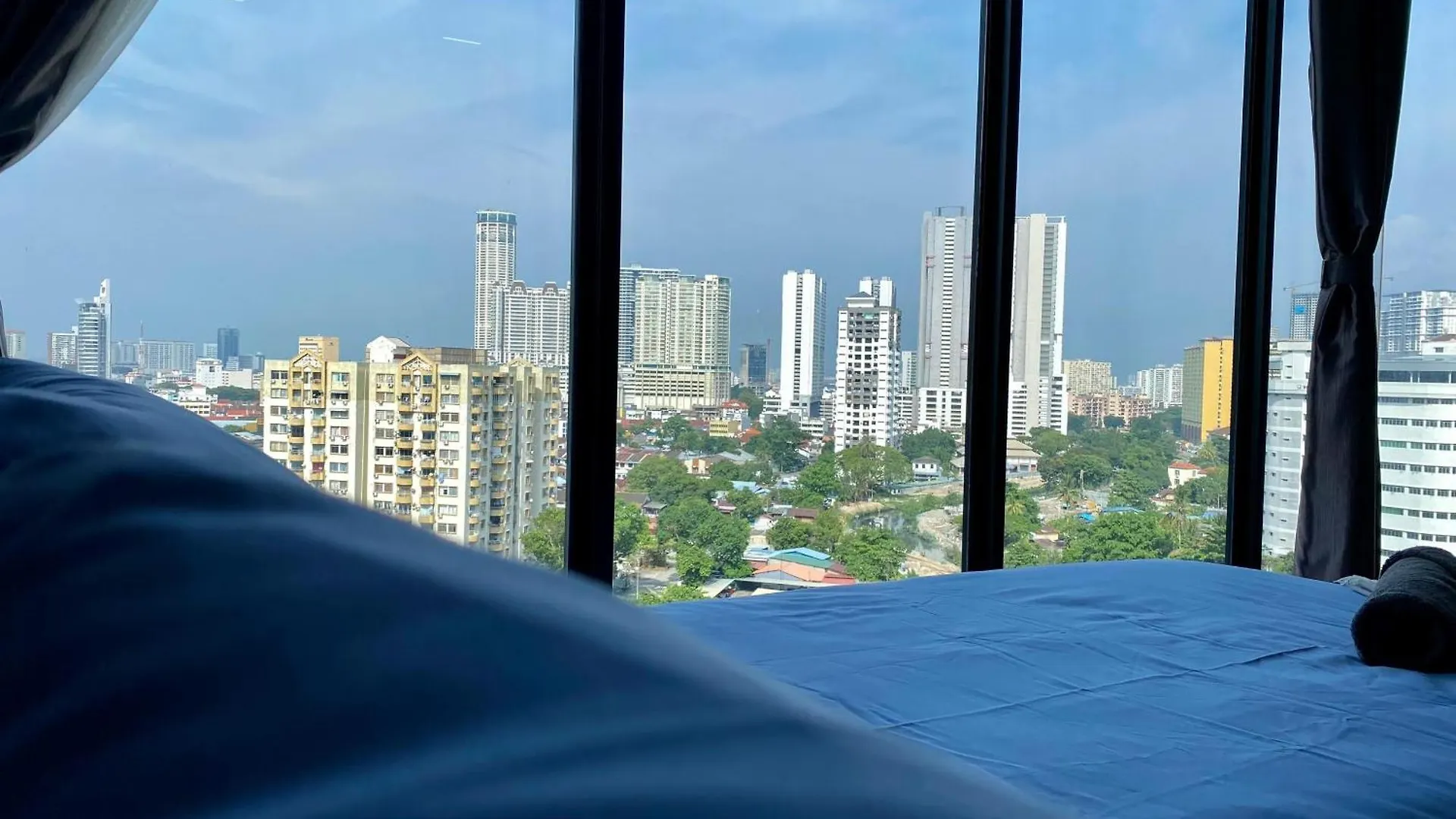 Beacon Executive Suite By Staycation Homestay George Town