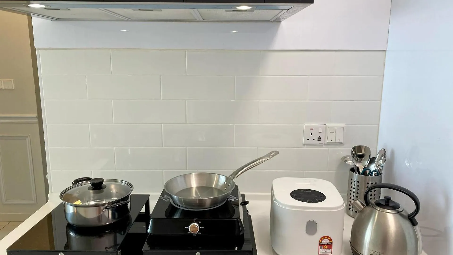 Beacon Executive Suite By Staycation Homestay George Town Apartment